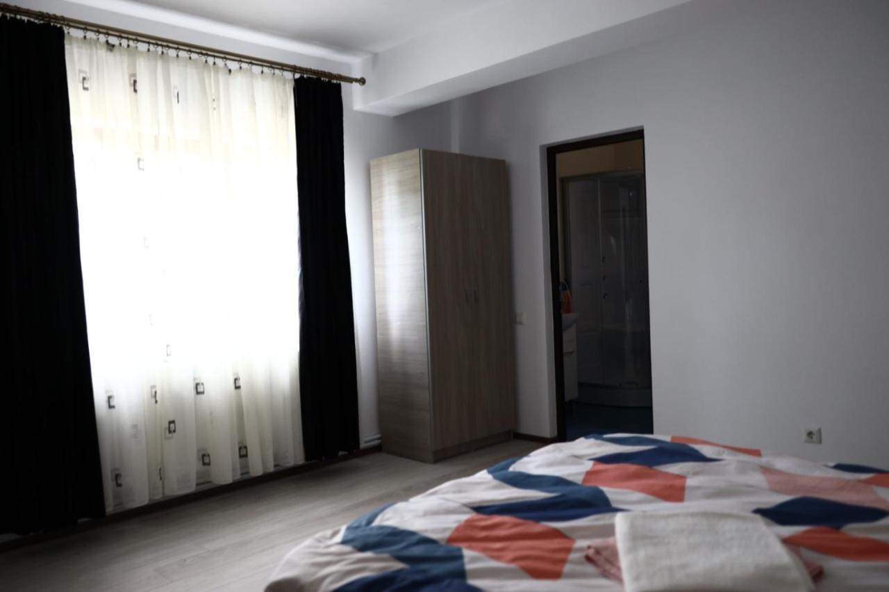 Hatasul Bunicului Arefu Εξωτερικό φωτογραφία